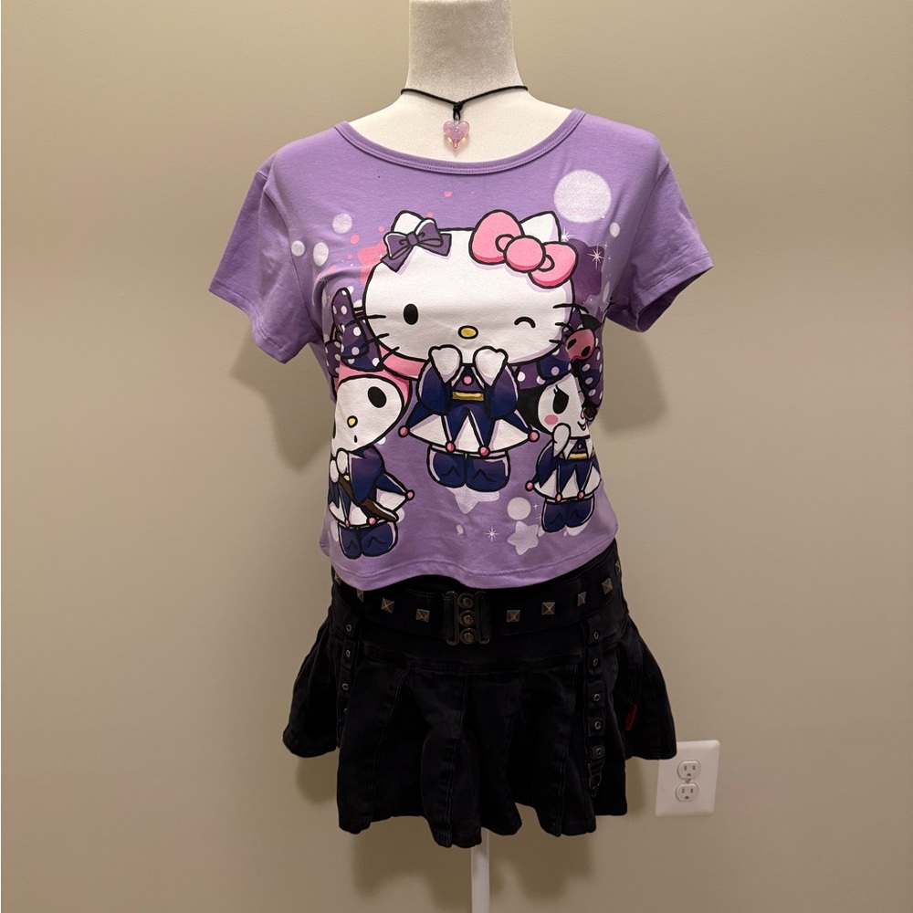 Purple hello kitty and friends graphic tee. size m